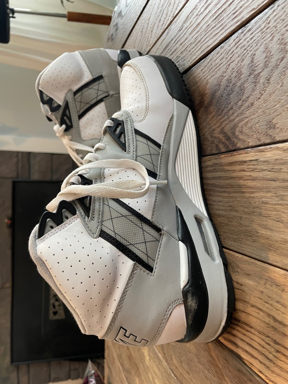 Nike Air Trainer SC High Raiders Helmet Retro Sneakers Size 10 Gray/Black/White - Picture 8 of 11
